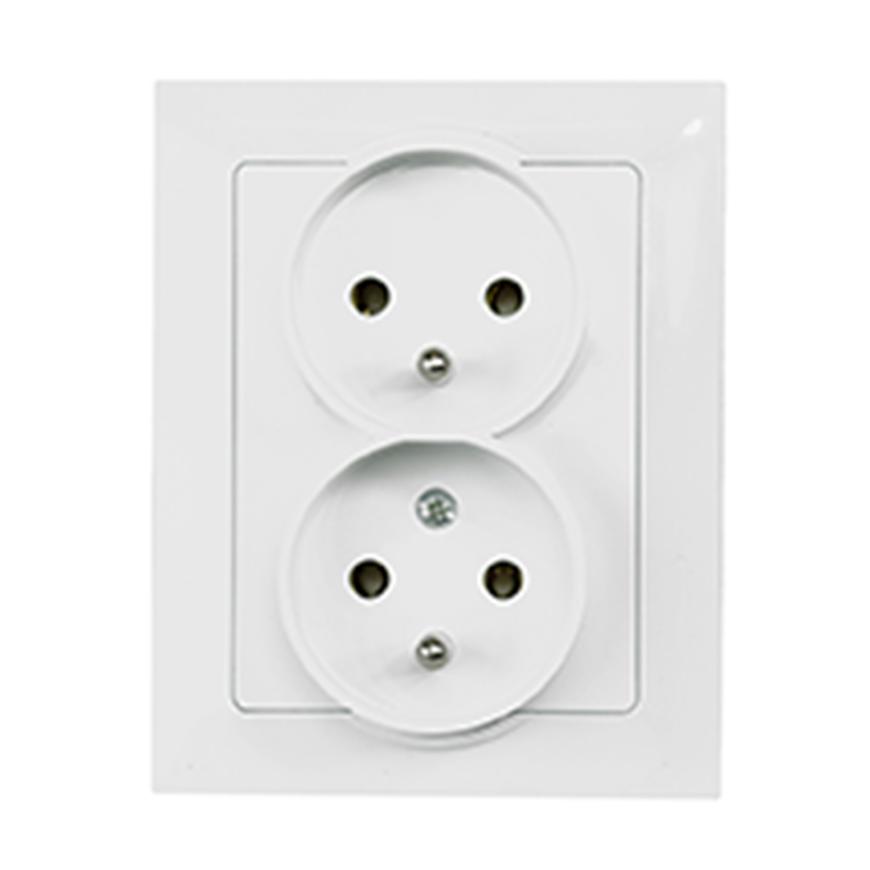 Dvojitá zásuvka czeskie white MEDIUM