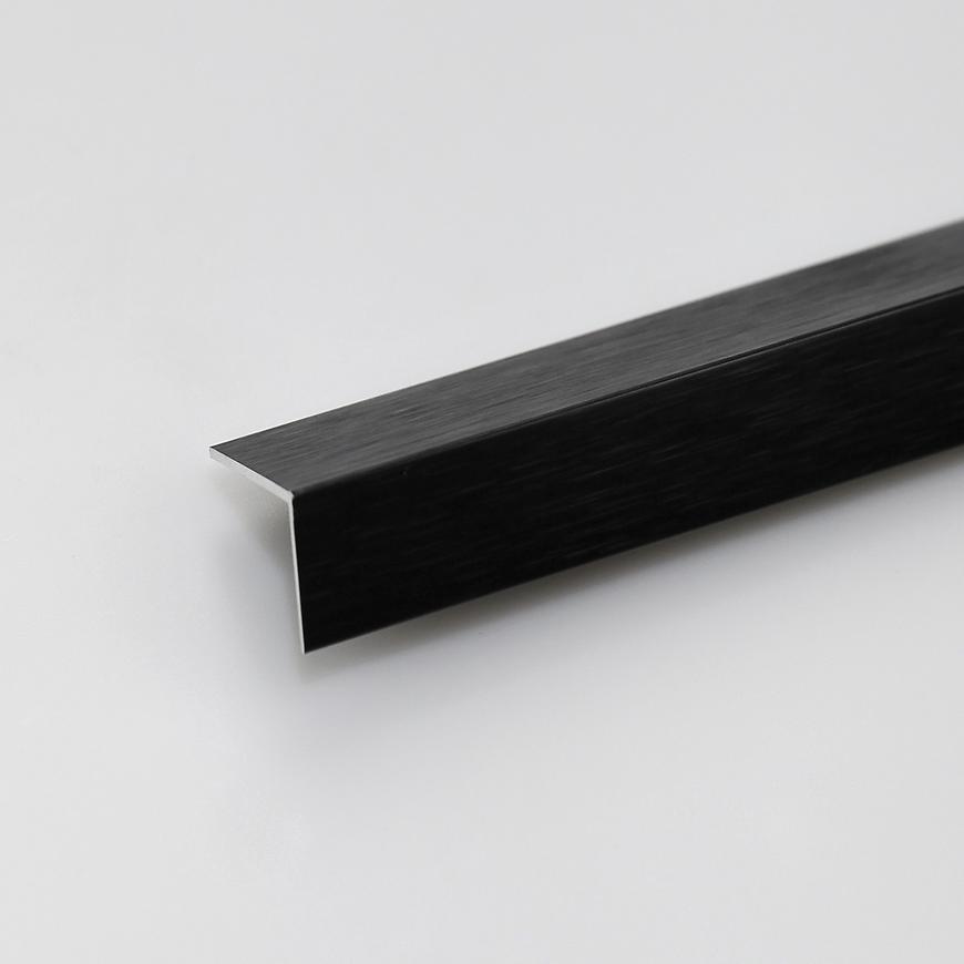 Profil uholníkový hliníkový čierny 10x10x1000