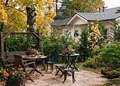 Drevený záhradný nábytok