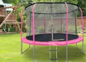 Trampolíny na záhrade