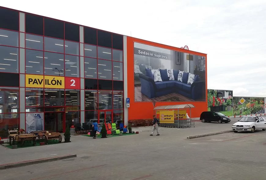Predajna Nitra Sturova 69 Merkury Market