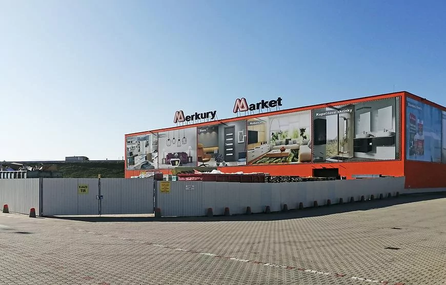 Predajna Liptovsky Mikulas Kamenne Pole 9 Merkury Market