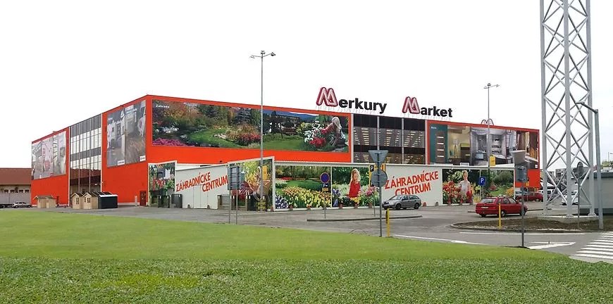 Predajna Nove Zamky Dvorska Cesta 2 Merkury Market