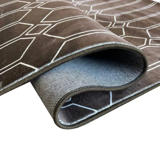 Koberec Roxane Silk 1,4/1,9 102 hnedý,4