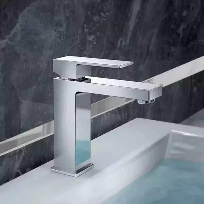 Kovová lišta  Inox Super Mirror  5/120,2