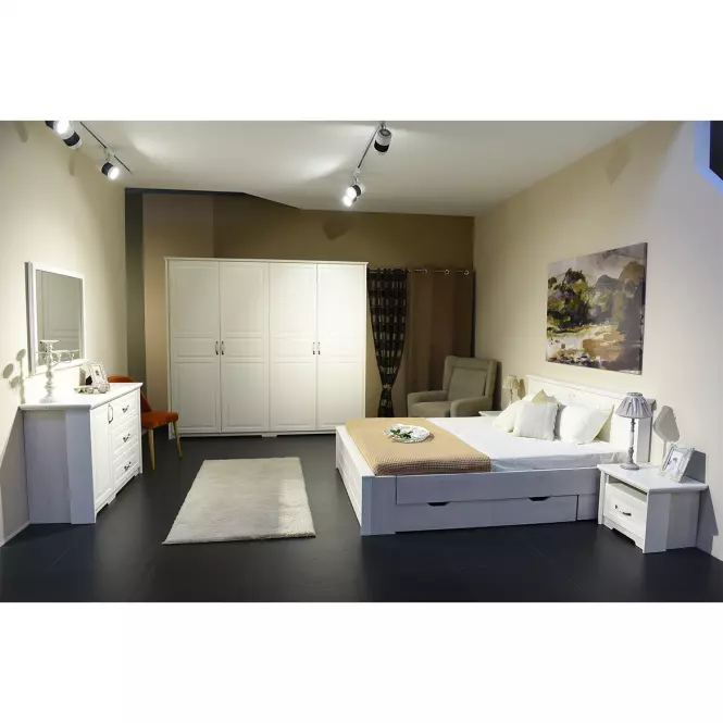 Skriňa 4d Evergreen p4/eg ivory mat,6