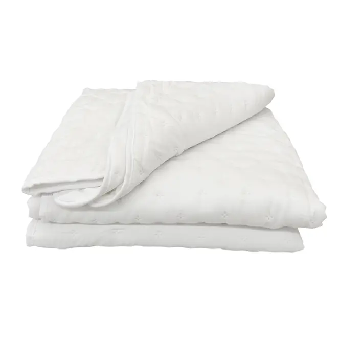 Prikrývka na posteľ Alma 170x220 cm biela Merkury Home