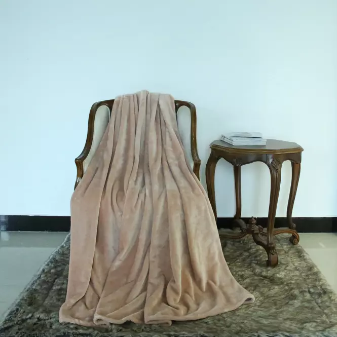 Deka Nest Super Soft svetlo ružová 200x220 Merkury Home