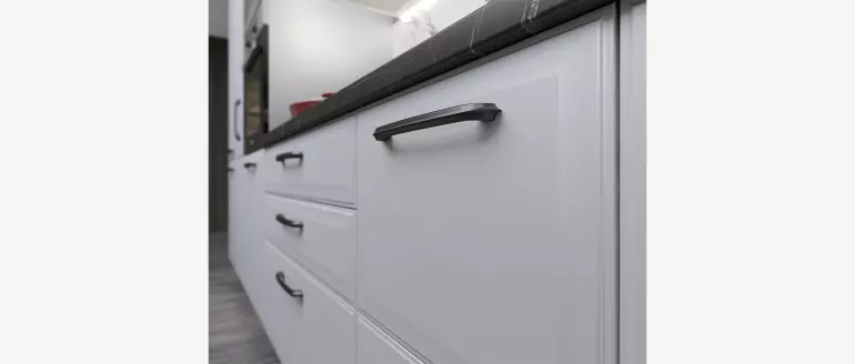Skrinka do kuchyne Evia r-40-4mbox/4 4s pearl grey matná
