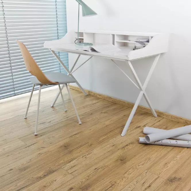 Laminátová podlaha Dub Selena 8mm AC4 Parquet Mercado 34077,2