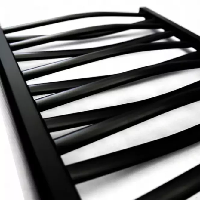 Kúpeľňový radiátor Łezka 3D Ł3D 12/40 čierna 675x440 mm,3