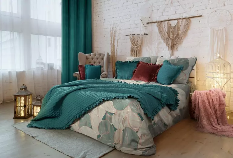Obliečka na vankúš Velvet/25/N 45x45 červený volán 387651,5