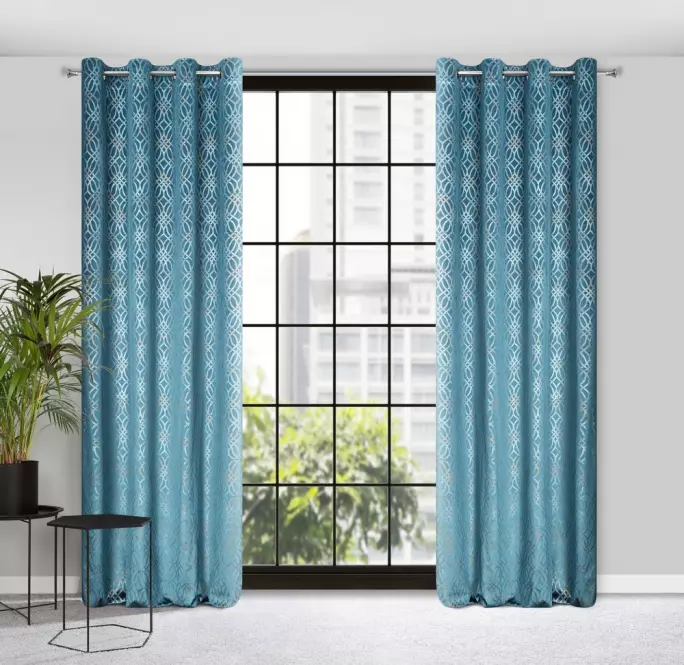 Záves ARETA 140X250 na priechodkách 390157