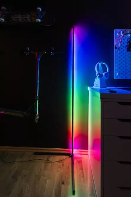 Stojanová lampa LED 66031 KB Corner 01 B 3000K RGB+W,7