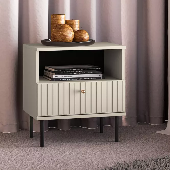 Nočný stolík Sophie 07 cashmere