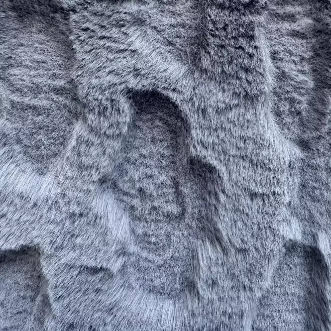 Koberec Lima Rabbit Fur 1,4/1,9 MRD-642 sivá N3