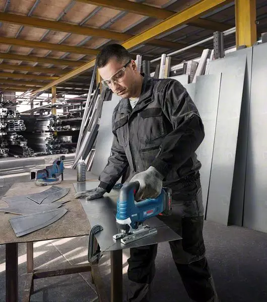 Priamočiara píla Bosch Professional 18V Solo GST 185-LI,2