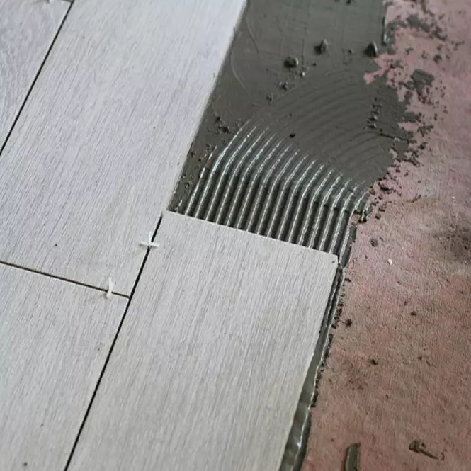 Dištančné krížiky s úchytom 4 mm 70 ks,3