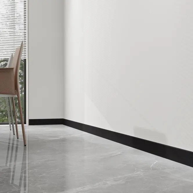 Podlahová lišta Parquet Mercado Premium 80 čierna 2,2 m,3