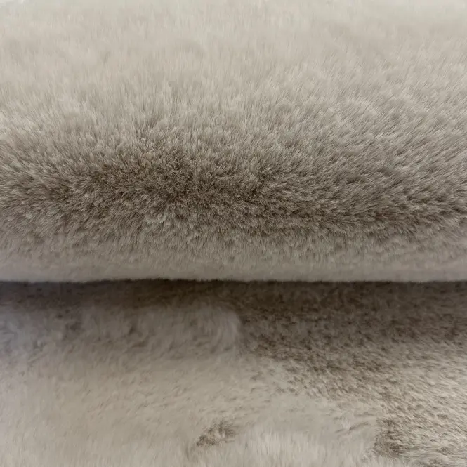 Koberec Diana Rabbit Fur 1,2/1,7 4 krémová,5