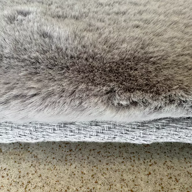 Koberec Rabbit Fur Timmy-F 1,2/1,8 Tfc6 svetlo šedá      