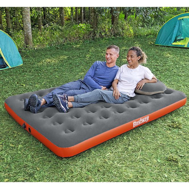 Nafukovací matrac s pumpou 2.03x1.52x0.22m 67703