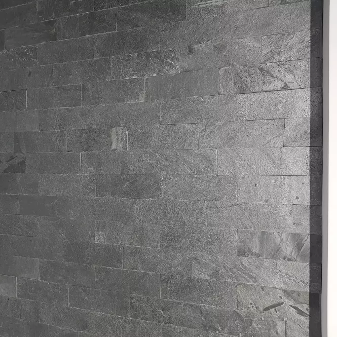 Prírodny Obkladový Kameň Silver Grey 