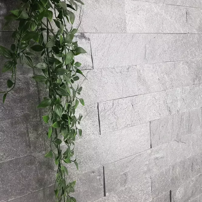 Prírodny Obkladový Kameň Silver Grey 