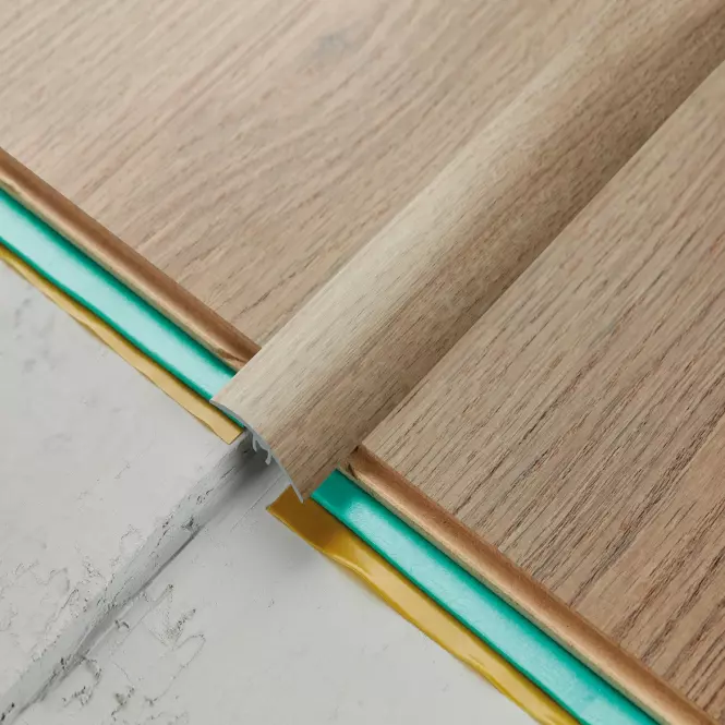 Lišta ochranná LW 40 5W1 PVC 0,93m teak