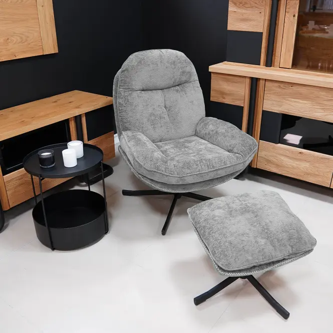 Kreslo Karmen s podnožkou svetlosivá