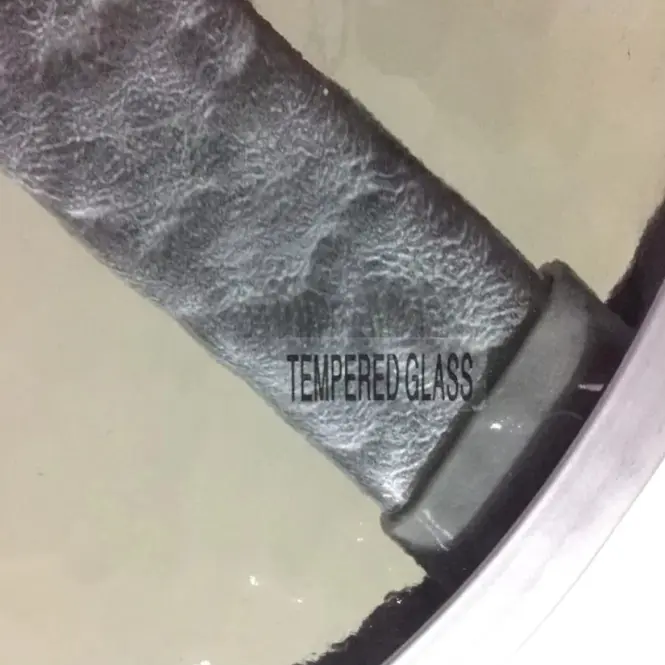 Sklenený stôl striebro,5