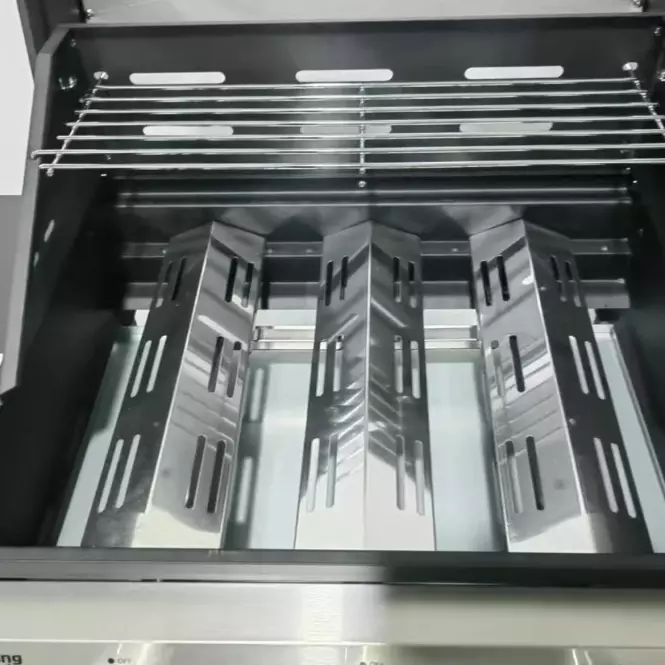 Plynový gril Mercado Essence 3+1 11,7 kW
