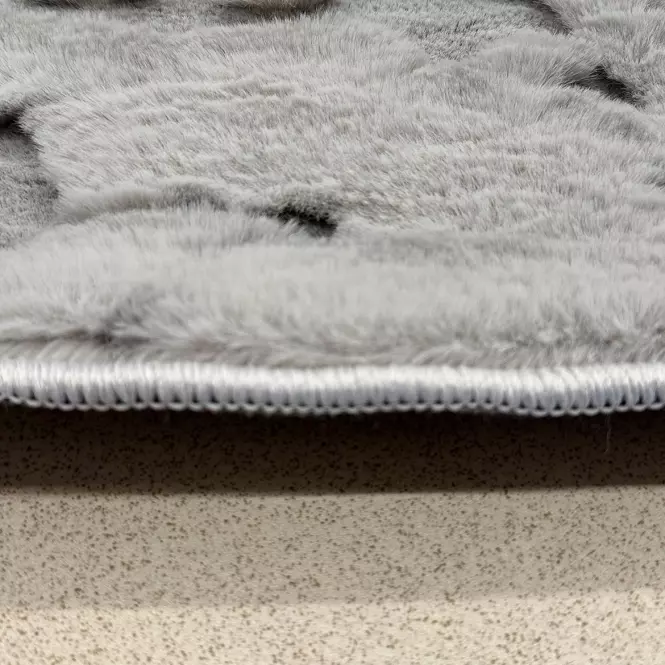 Koberec Rabbit Fur Maya R02 1,6/2,3 St-02