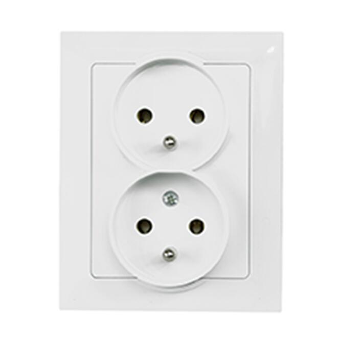 Dvojitá zásuvka česká white MEDIUM