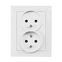 Dvojitá zásuvka czeskie white MEDIUM