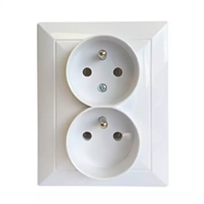Dvojitá zásuvka czeskie POLA white 33034
