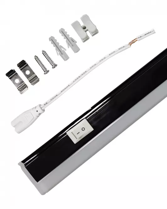 Svietidlo LED Q-63AB T5 CUBE LINE 9W 4200K čierna