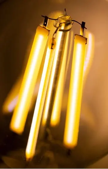Žiarovka LED FIL 7W E14 806LM CB
