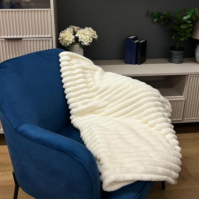 Deka Laura 200x220 cm 1 biela