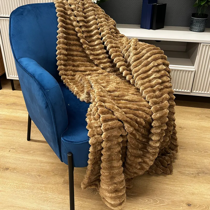 Deka Laura 70x140 cm 10 hnedá