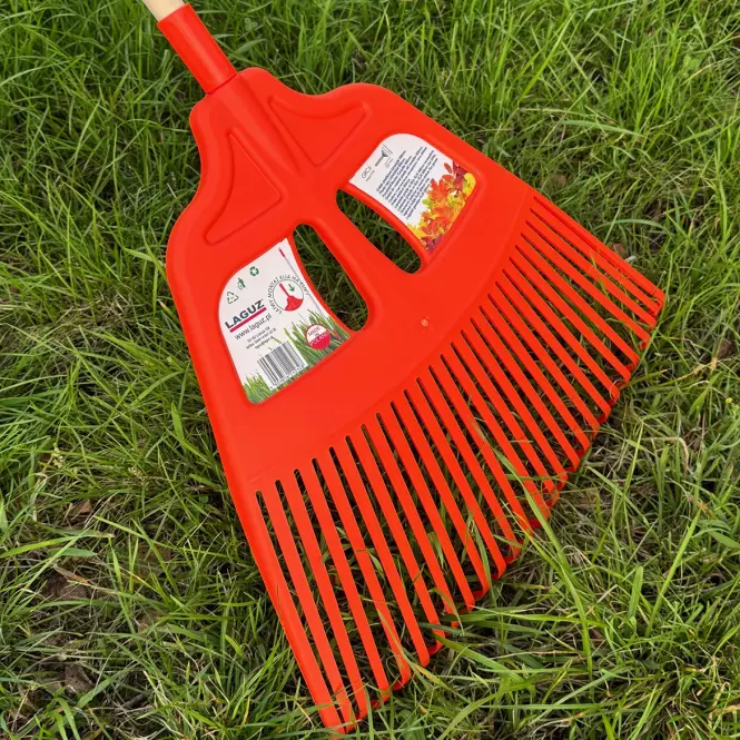 Vejárové hrable  600 mm násada klik 128  cm Laguz