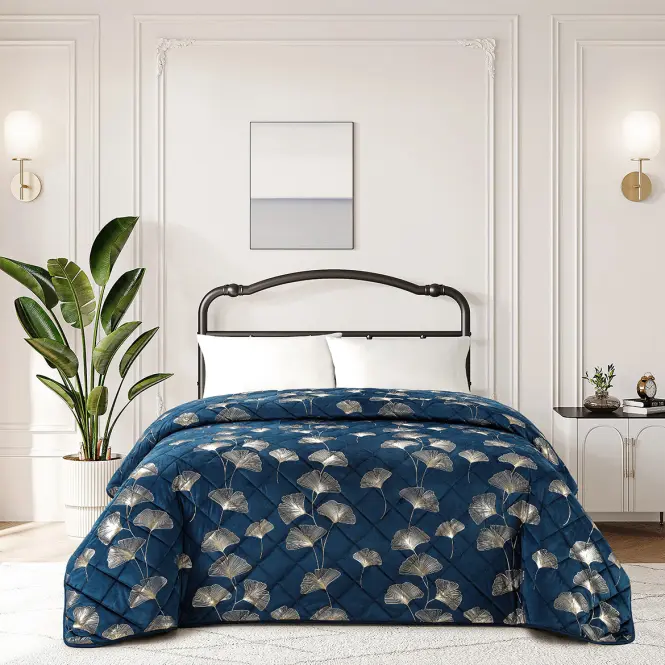 Prikrývka na posteľ Jola RQ-015 220x250 cm tmavomodrá