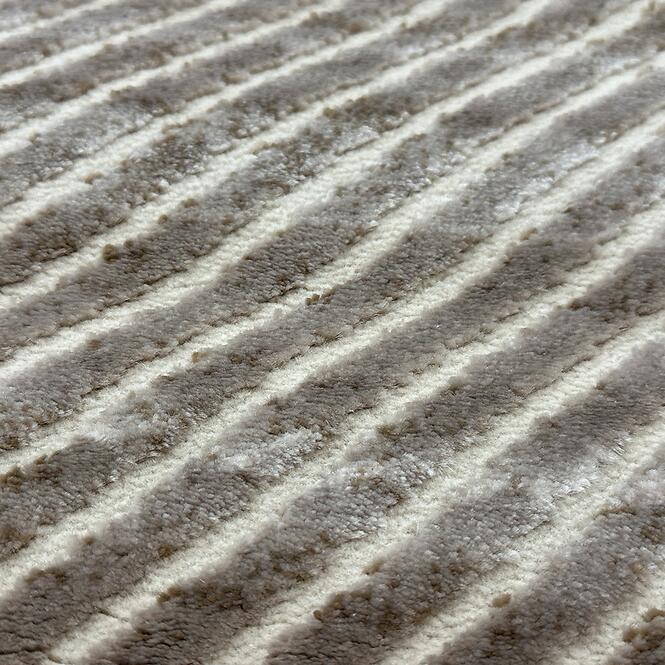 Koberec Pierre Cardin  Bellis 1,2/1,7 Cu11b Bd09a 1zb,7