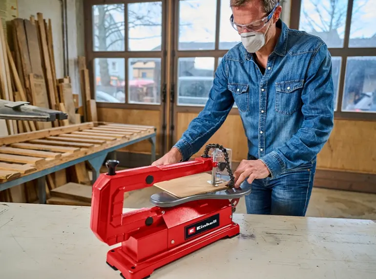 Lupienková píla TC-SS 406 E Einhell