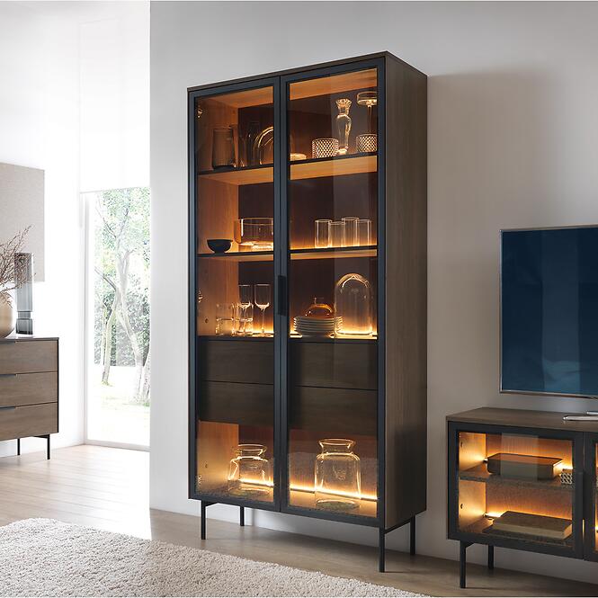 Vitrína Lumi Vysoká A 91 2d2s + Led Dub Dunin + Čierna
