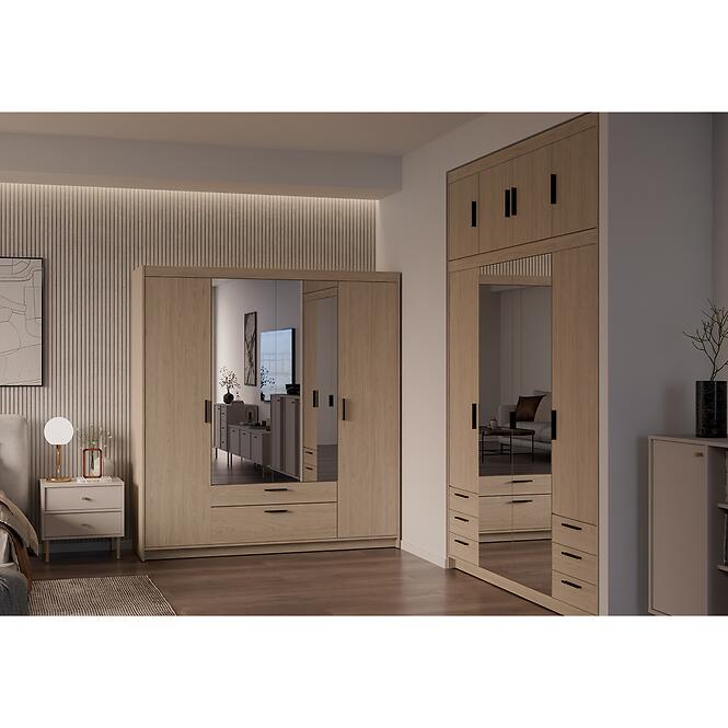 Skriňa Elena 4D 2S zrkadlo dub olejovaný