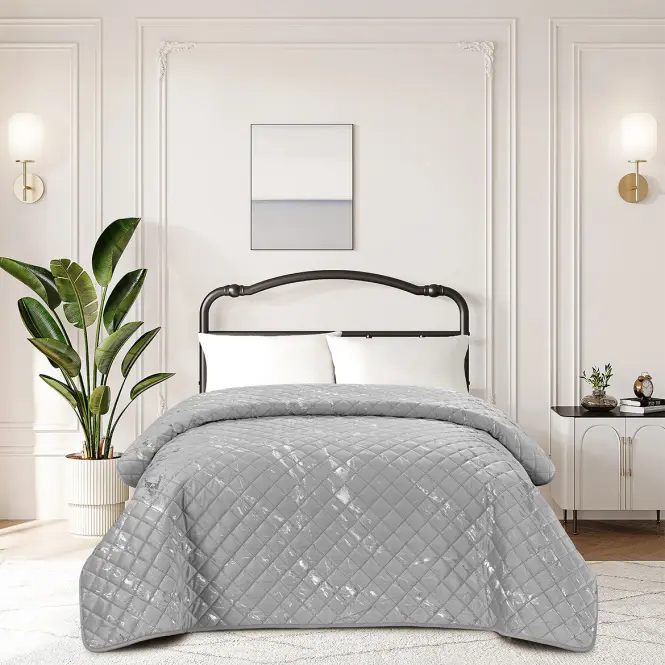 Prikrývka na posteľ Sofi 2504-7 sivá 170x220 cm