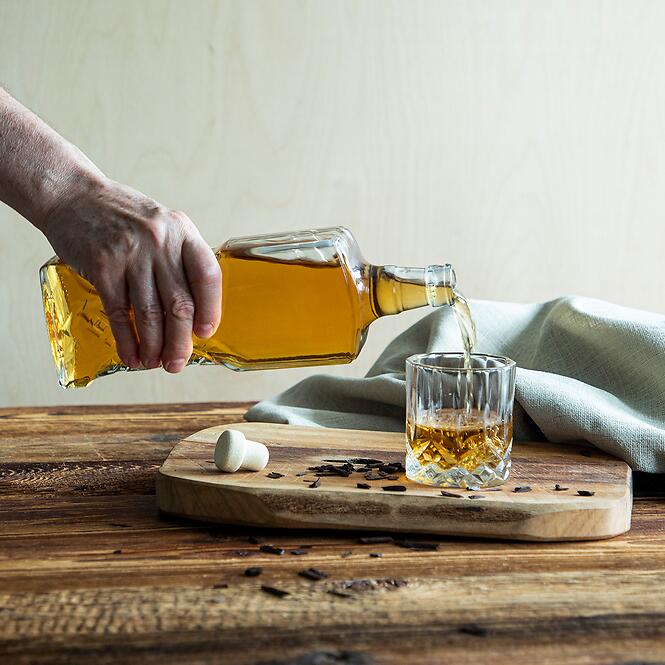 Fľaša ukrajinka 700 ml s korkom