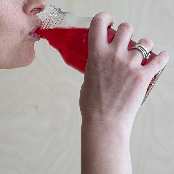 Fľaša na šťavu 330 ml s uzáverom na závit fi43 - 6 ks