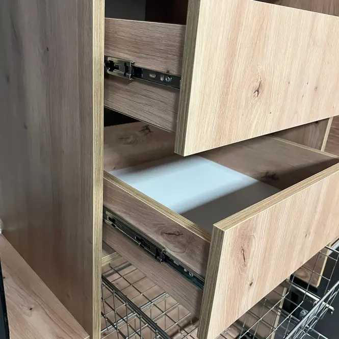 Skriňa Lanko 1-110 (60) čierna/artisan